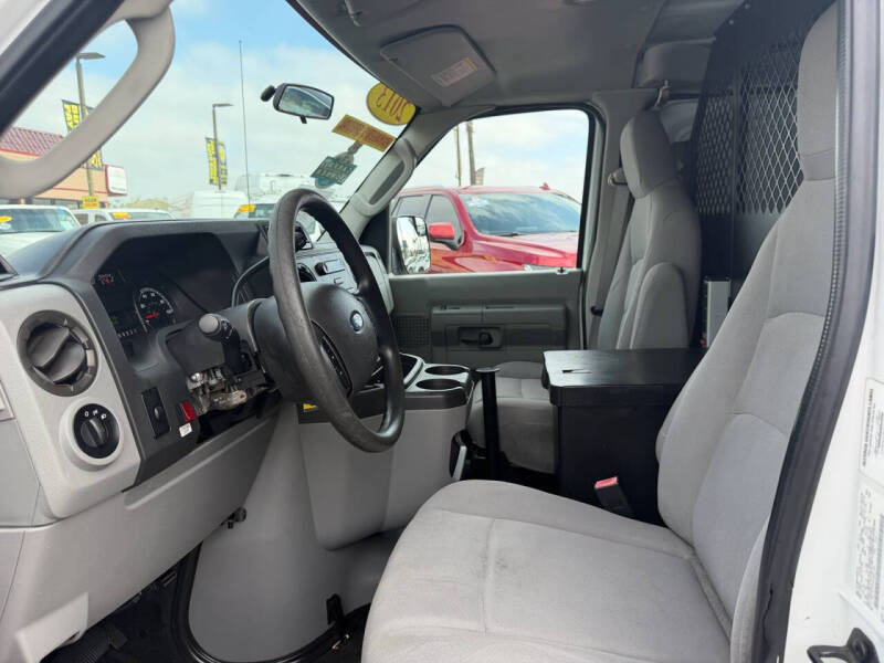 2013 Ford E-Series E-150