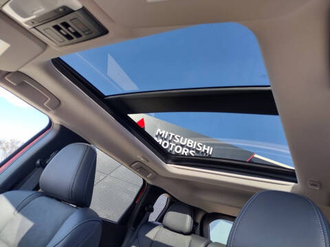 2025 Mitsubishi Outlander PHEV SE