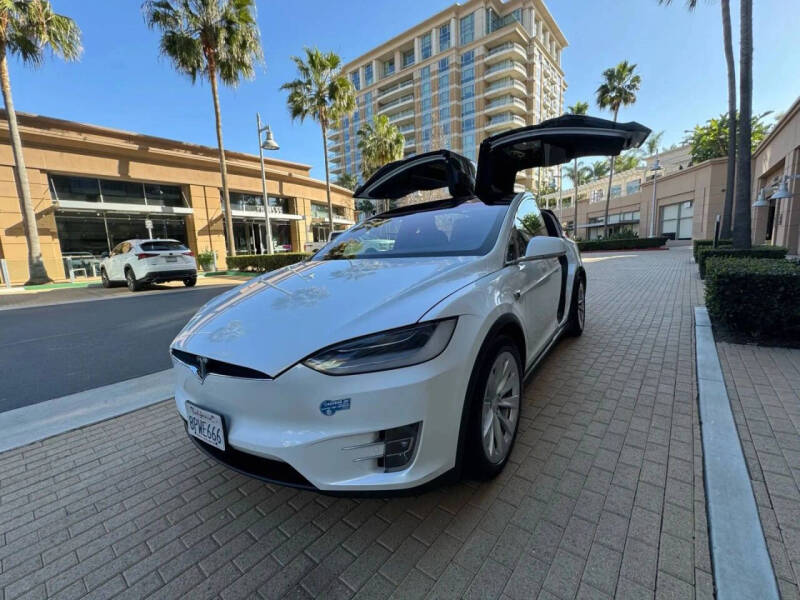 2020 Tesla Model X Long Range Plus
