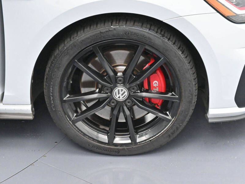 2021 Volkswagen Golf GTI Autobahn