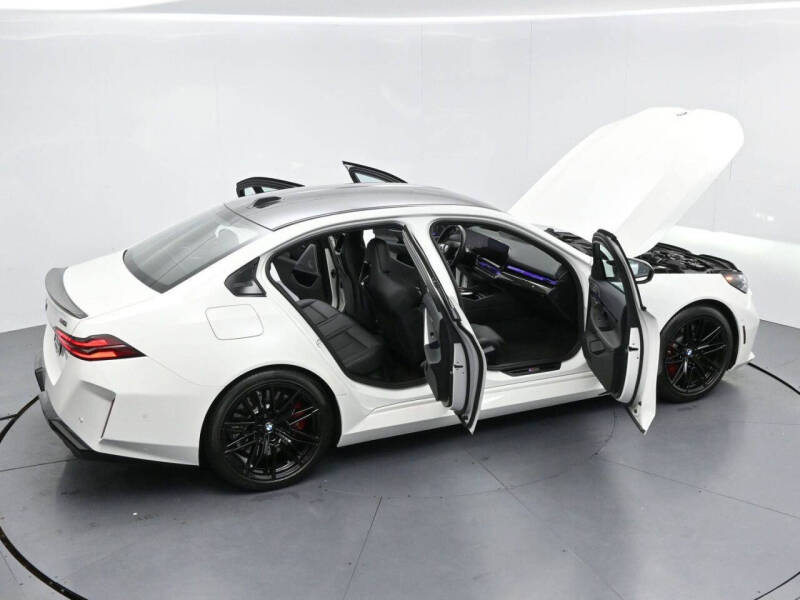 2025 BMW M5