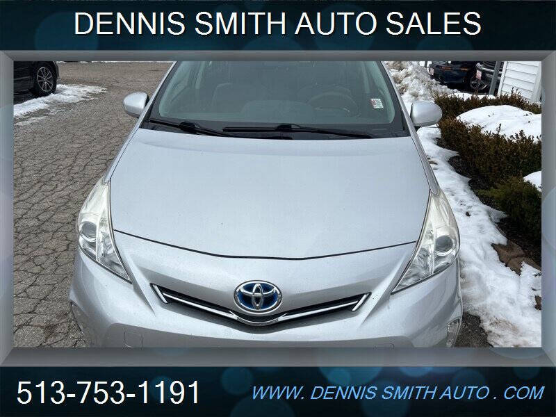 2014 Toyota Prius v Two