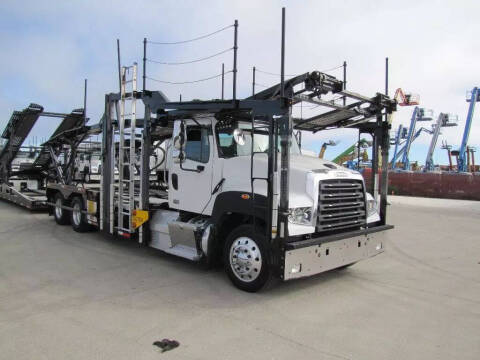 2019 Freightliner 114 SD