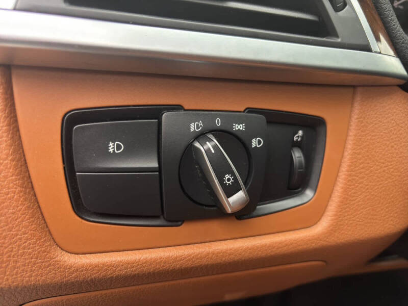 2017 BMW 3 Series 330i xDrive