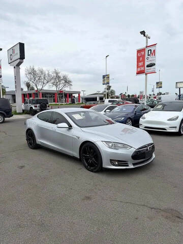 2015 Tesla Model S