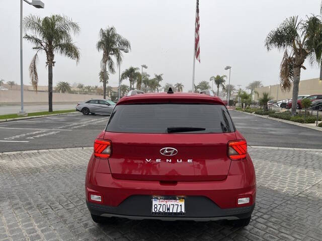 2022 Hyundai Venue Limited