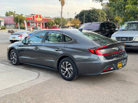 2021 Hyundai Sonata Hybrid Blue