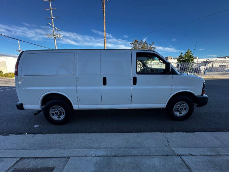 2009 GMC Savana 3500