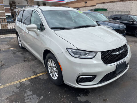 2021 Chrysler Pacifica for sale at Andy Auto Sales in Warren MI