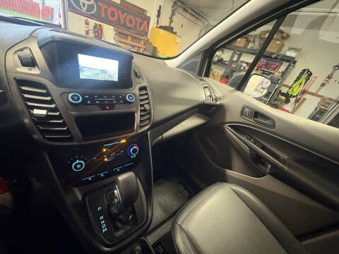 2022 Ford Transit Connect XL