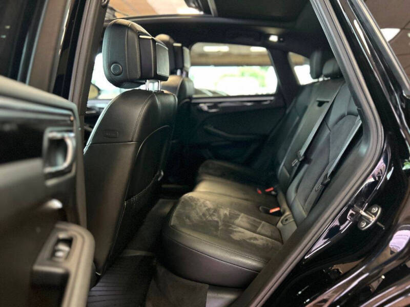 2017 Porsche Macan S