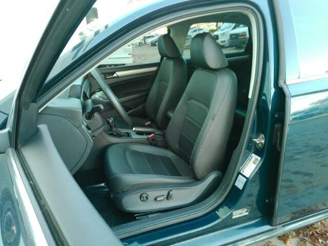 2022 Volkswagen Passat SE