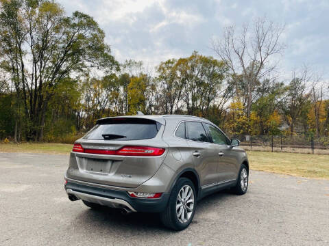 2016 Lincoln MKC Select