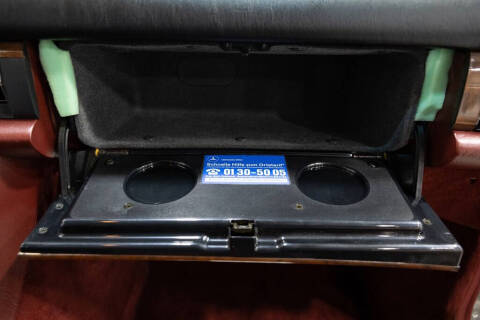 1988 Mercedes-Benz 560-Class 560 SEL