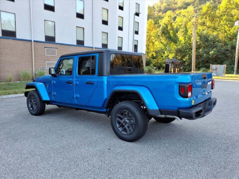 2025 Jeep Gladiator
