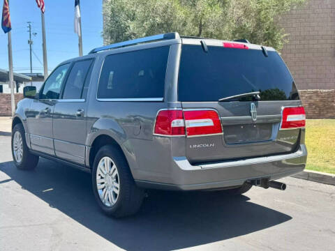 2013 Lincoln Navigator L