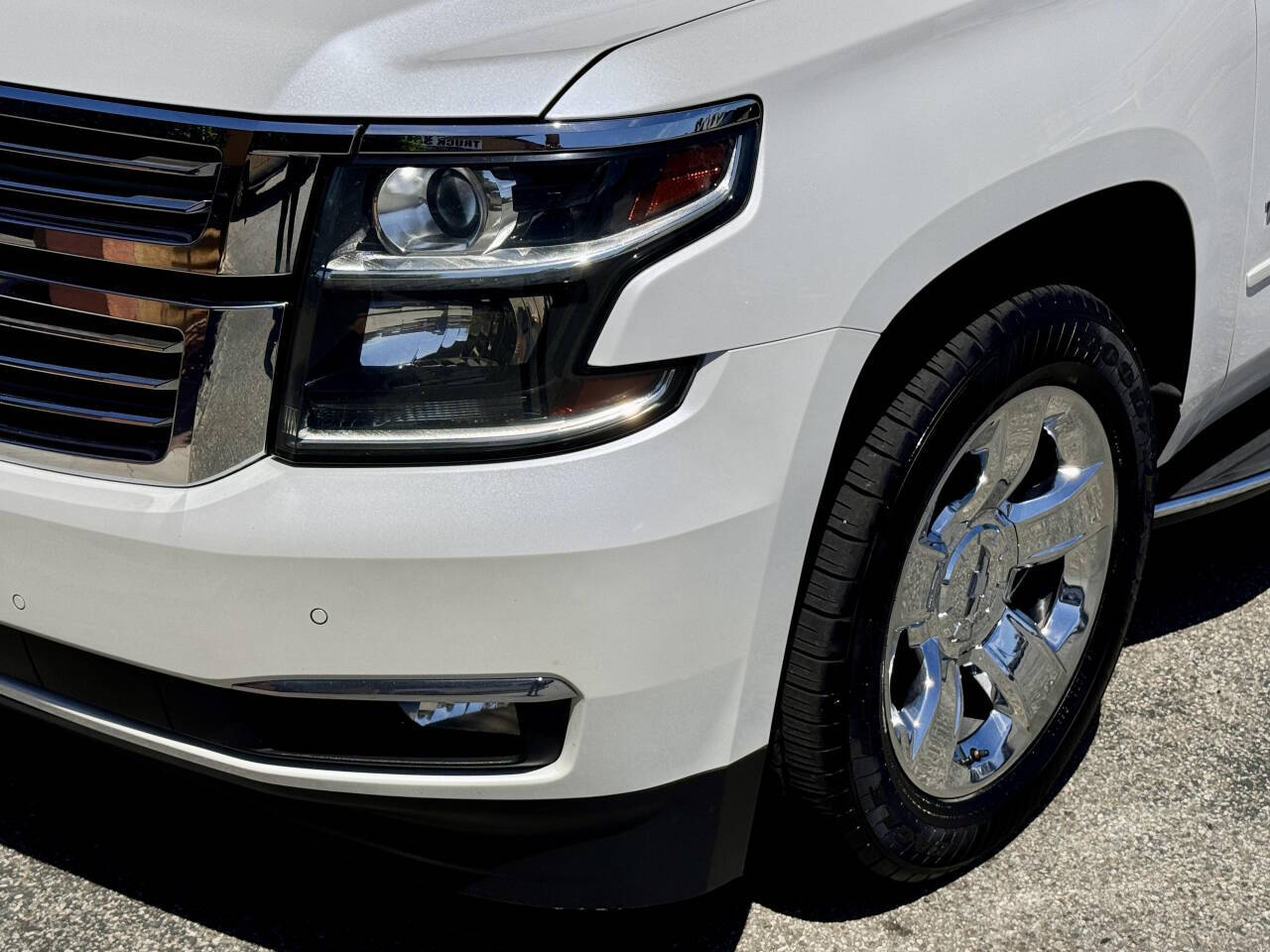 2016 Chevrolet Tahoe for sale at Best Buy Motors in Signal Hill, CA