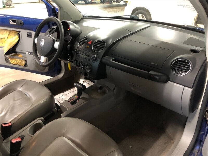 2007 Volkswagen New Beetle 2.5