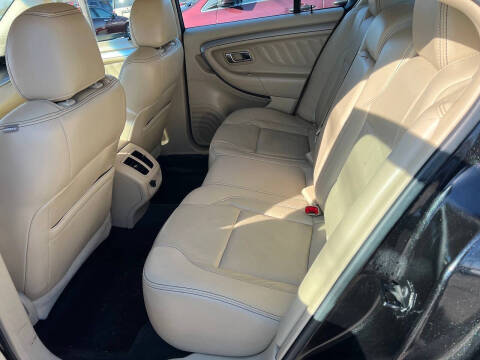 2014 Ford Taurus SEL
