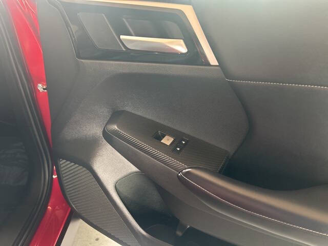 2023 Mitsubishi Outlander PHEV SE