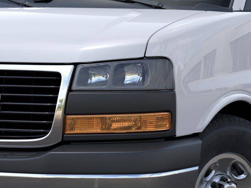 2026 GMC Savana 2500