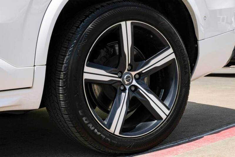 2016 Volvo XC90 T8 eAWD R-Design