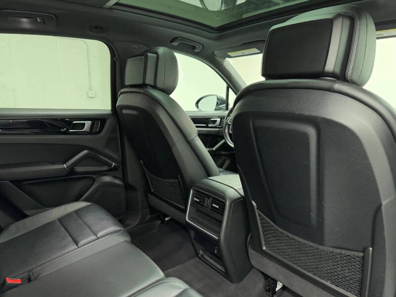 2022 Porsche Cayenne