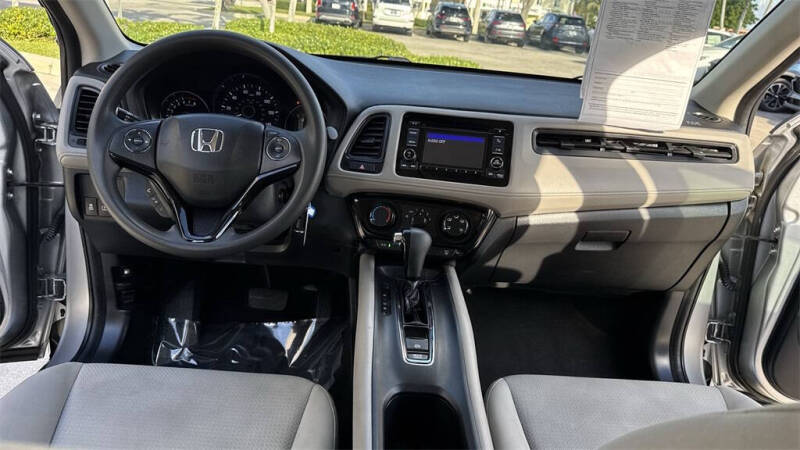 2020 Honda HR-V LX