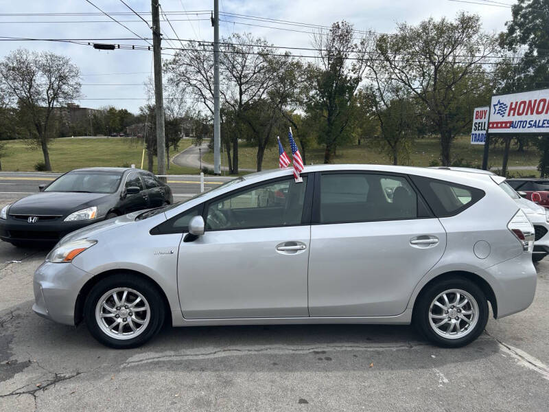 2012 Toyota Prius v Three