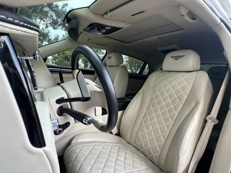 2018 Bentley Flying Spur V8