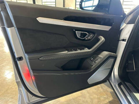 2019 Lamborghini Urus