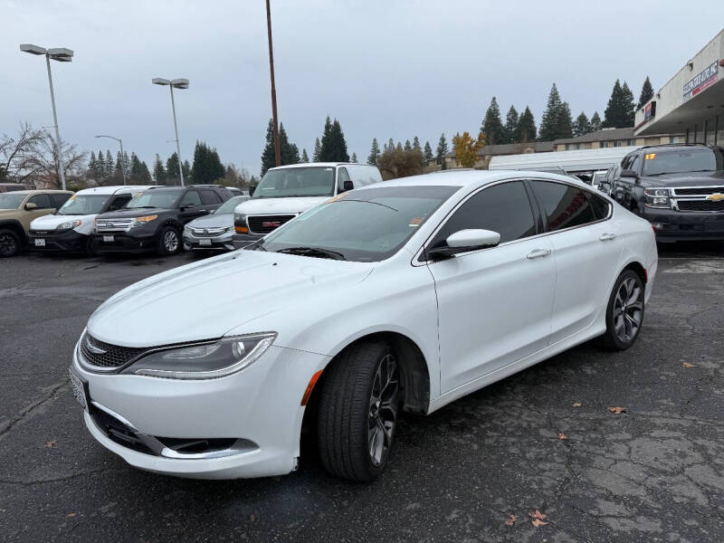 2015 Chrysler 200 C