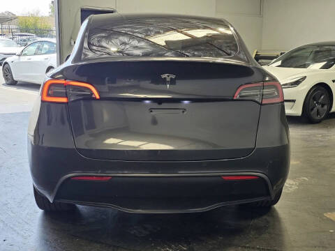 2025 Tesla Model Y Long Range