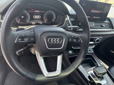 2023 Audi Q5 quattro Premium Plus 40 TFSI