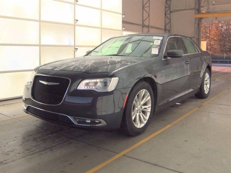 2018 Chrysler 300 Touring