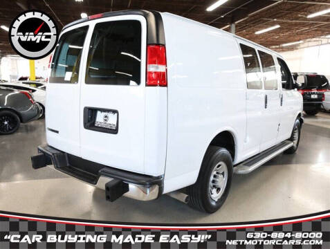 2022 Chevrolet Express 2500