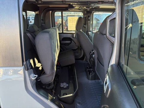 2022 Jeep Gladiator Altitude