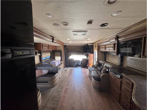 2013 Freightliner M2 106
