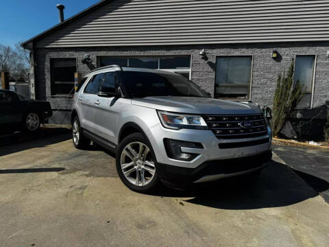 2017 Ford Explorer for sale at Retro Auto Sales in Warwick RI