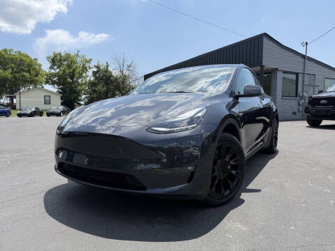 2024 Tesla Model Y Long Range Photo