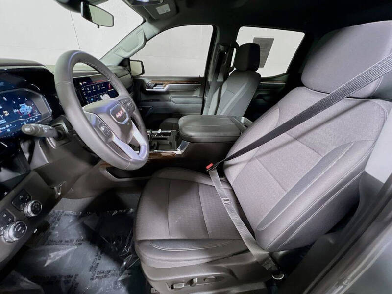 2025 GMC Sierra 1500