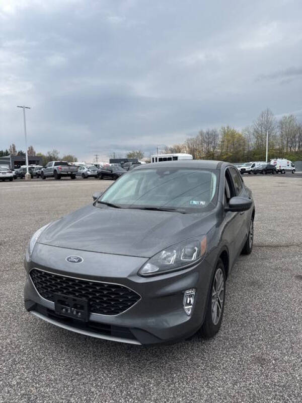 Used 2022 Ford Escape SEL with VIN 1FMCU0CZ4NUA40654 for sale in Philadelphia, PA