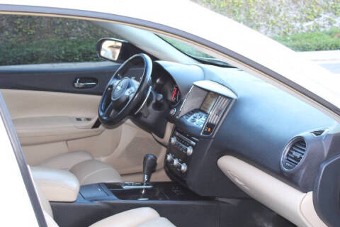 2014 Nissan Maxima