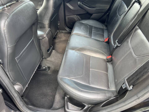 2017 Ford Focus Titanium