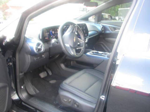 2024 Chevrolet Equinox EV LT