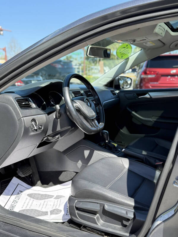 2015 Volkswagen Jetta SE