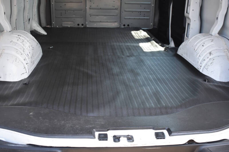 2018 Chevrolet Express 2500