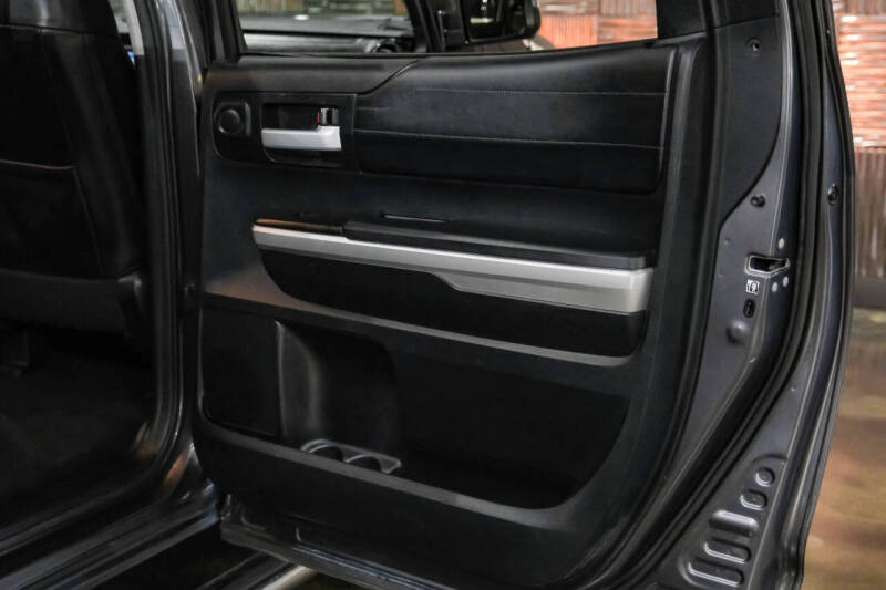 2017 Toyota Tundra Limited