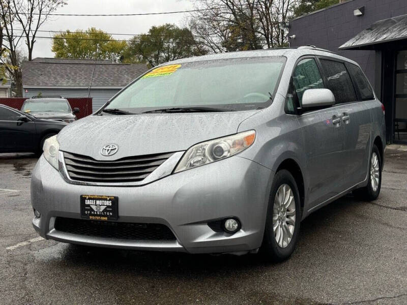 Used 2011 Toyota Sienna XLE with VIN 5TDYK3DC0BS117984 for sale in Hamilton, OH