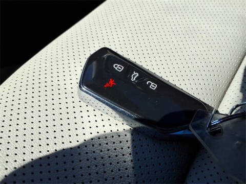 2025 Volkswagen Atlas SE